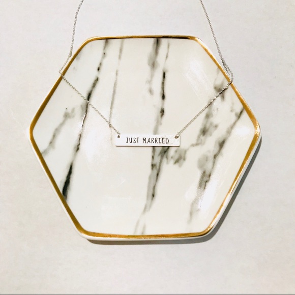 JUST MARRIED ENGRAVED ANTQUE SILVER BAR BRIDAL 9” - Picture 7 of 7